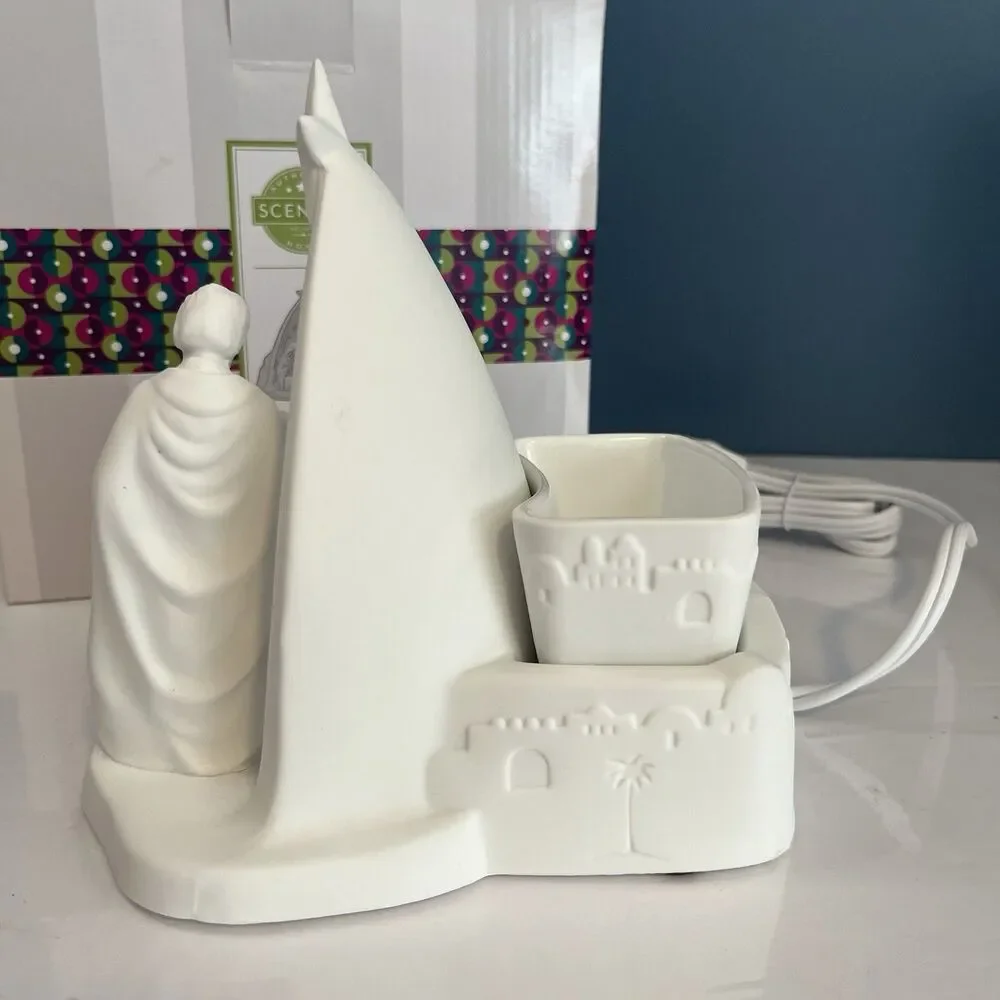 Scentsy Night Divine Wax Warmer With Base & Warmer Dish Nativity Scene NIB
